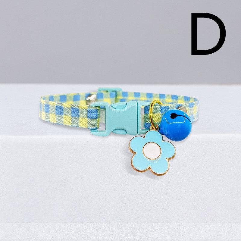 Checkered Cat Collar with Bell - Stylish Grid Patterns: I / S