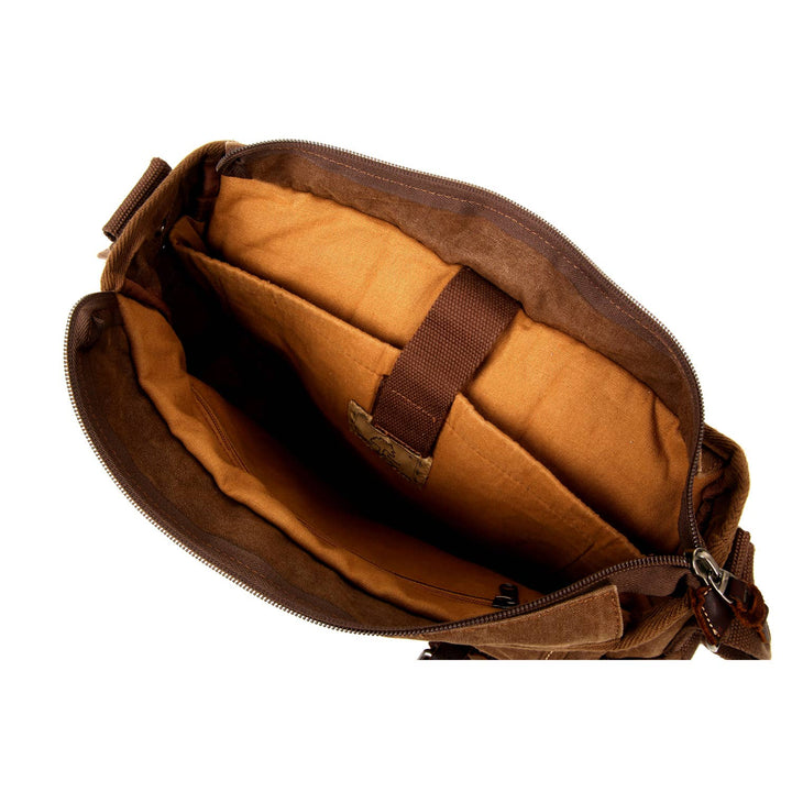 Silver Road Messenger: Camel