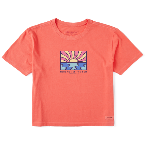 W's Sun and Water Here Comes The Sun Boxy Crusher Tee