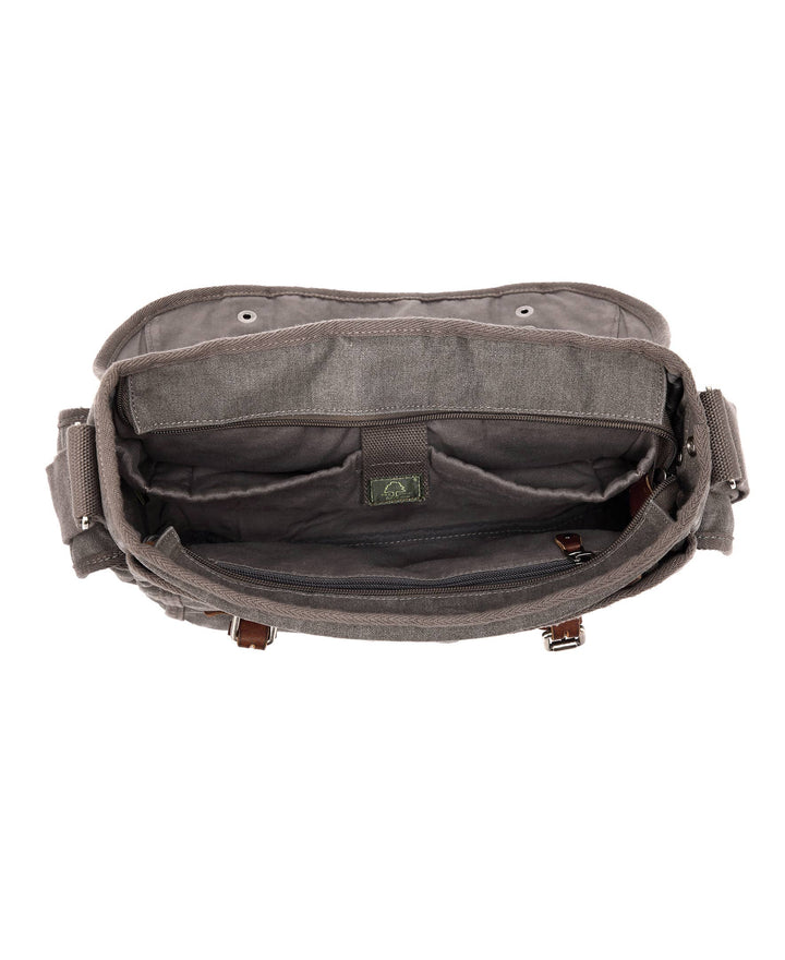 Silver Road Messenger: Camel