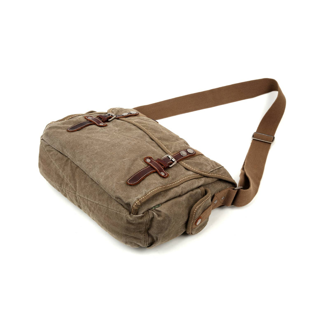 Silver Road Messenger: Camel