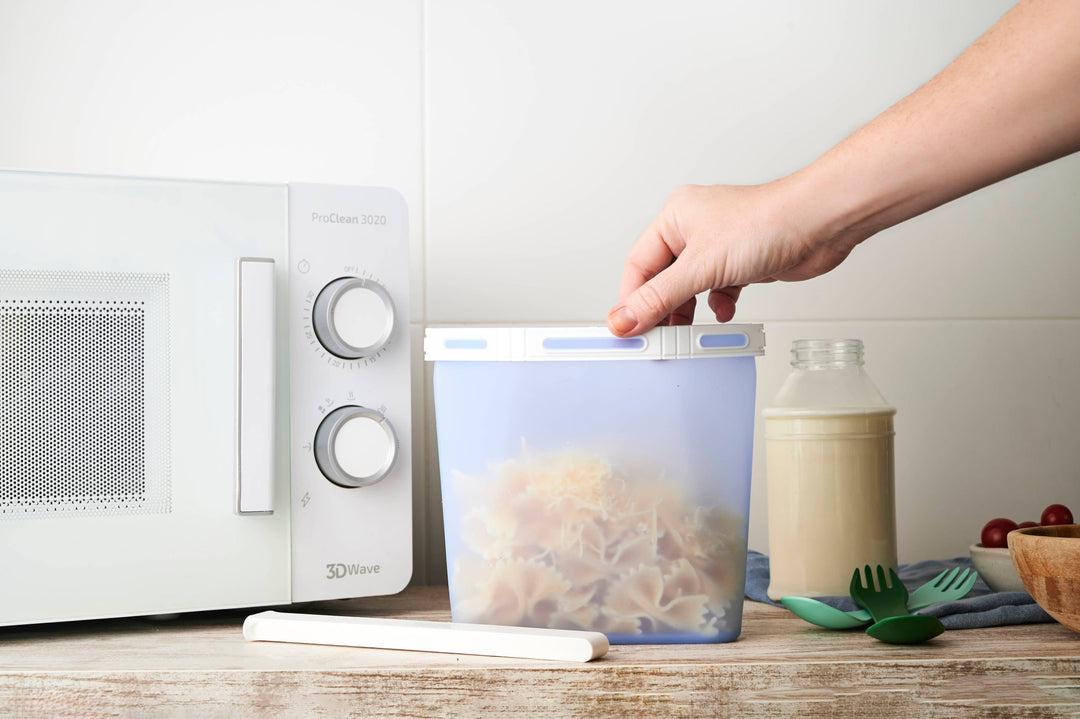 Humangear GoPouch - Reusable Silicone Bag: Clear / Small