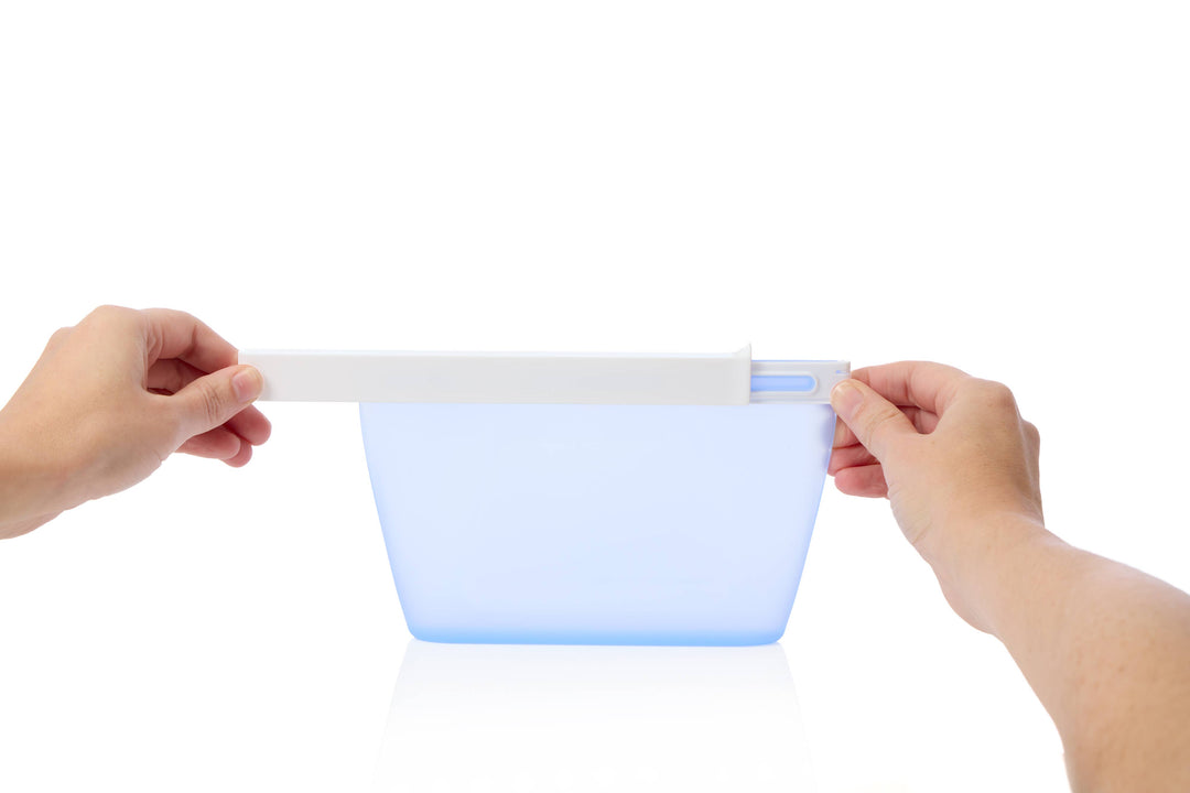 Humangear GoPouch - Reusable Silicone Bag: Clear / Small