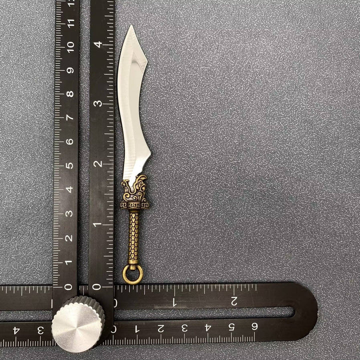 Dragon Head Mini Portable Stainless Steel Knife with Cover: B