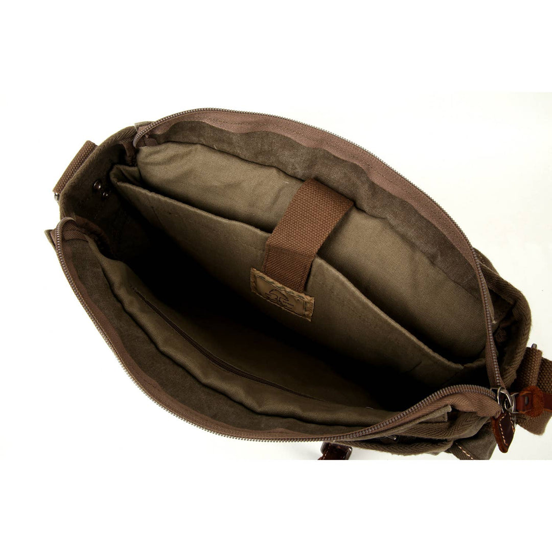 Silver Road Messenger: Camel