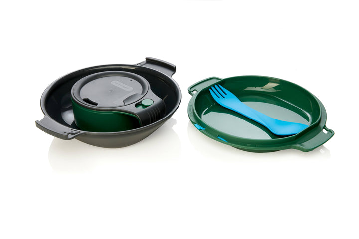 GoKit - Utensil and Plate Mess Kit Set: Green / Light